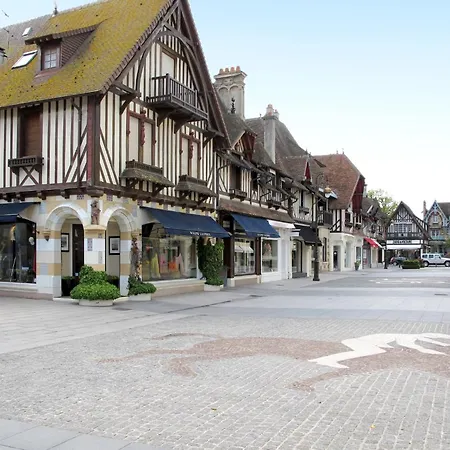 Les Marinas-16 By Interhome *