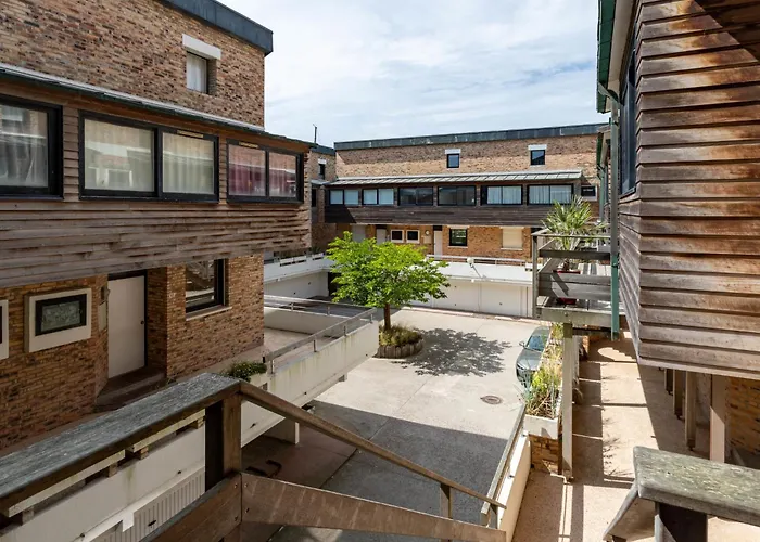 Les Marinas-16 By Interhome *