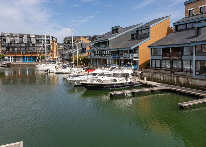 아파트 Les Marinas-16 By Interhome