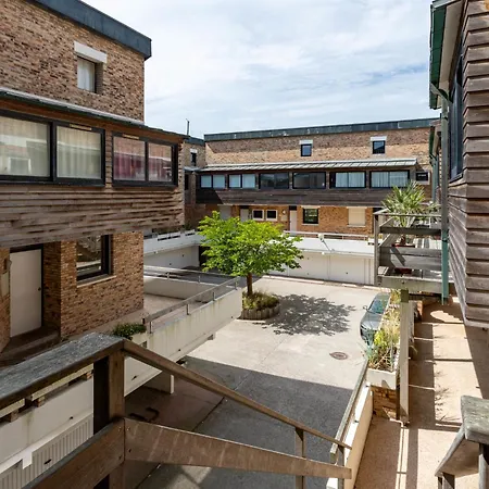 Les Marinas-16 By Interhome *