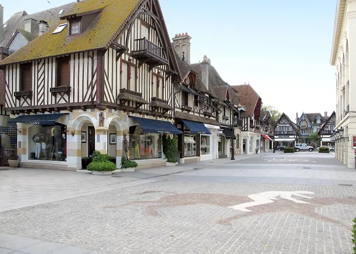 Les Marinas-16 By Interhome *